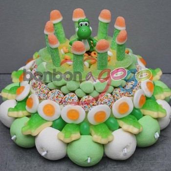 GÂTEAU DE BONBONS "YOSHI"