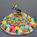 GÂTEAU DE BONBONS "DORA"