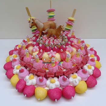 GÂTEAU DE BONBONS "CHEVAUX"