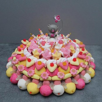 GÂTEAU DE BONBONS "NAISSANCE FILLE"