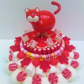 GÂTEAU DE BONBONS " CHAT"