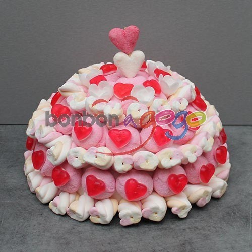 GÂTEAU DE BONBONS "ONE LOVE"