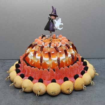 GÂTEAU DE BONBONS "LA SORCIÈRE"